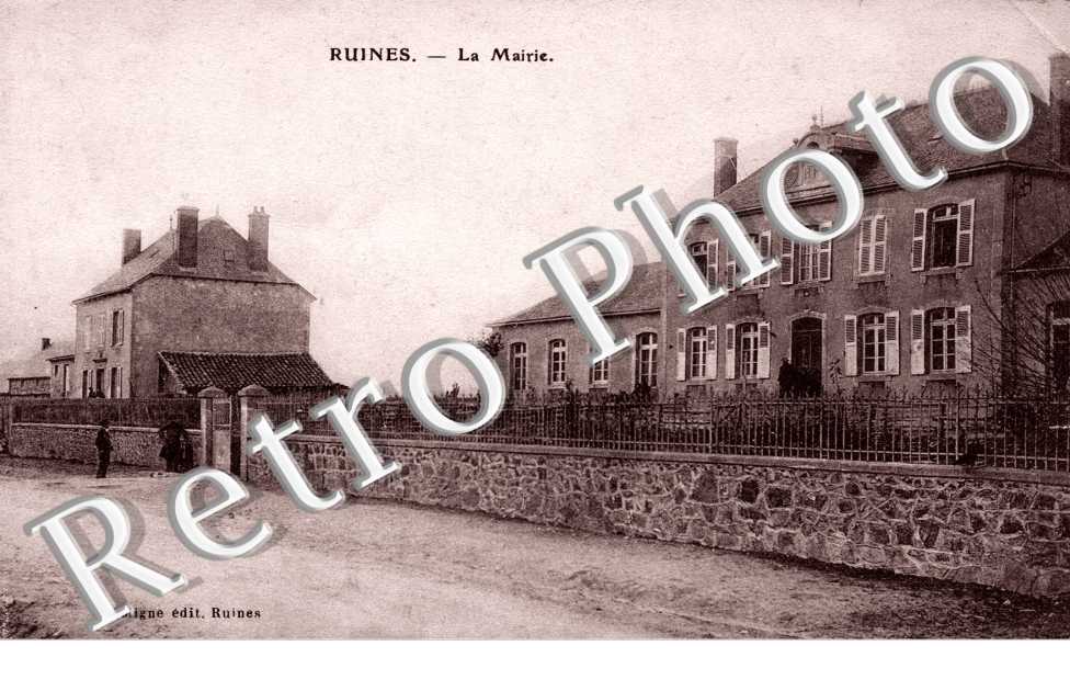Ruines - La Mairie
