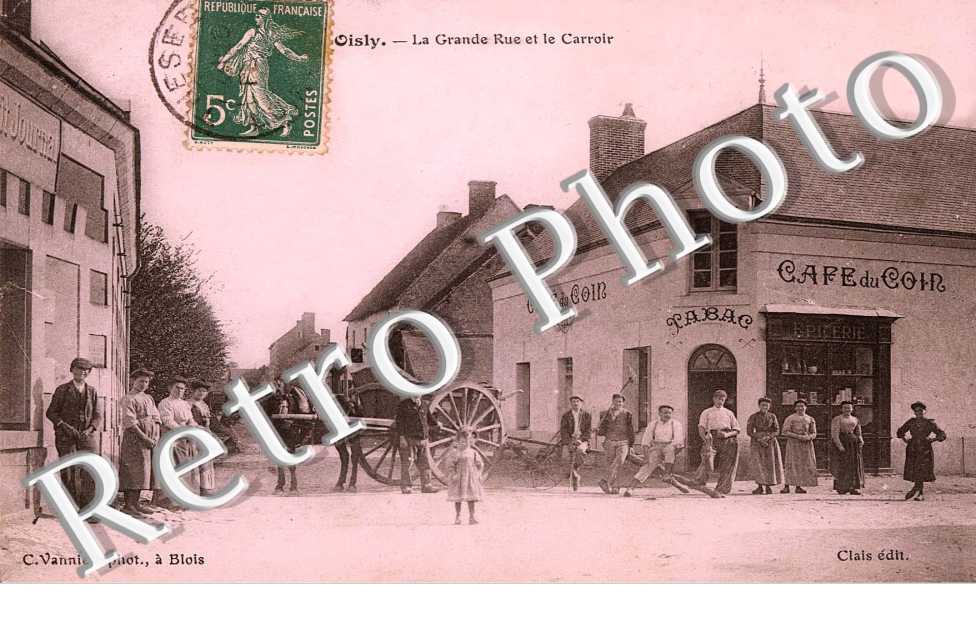 LA GRANDE RUE ET LE CARROIR