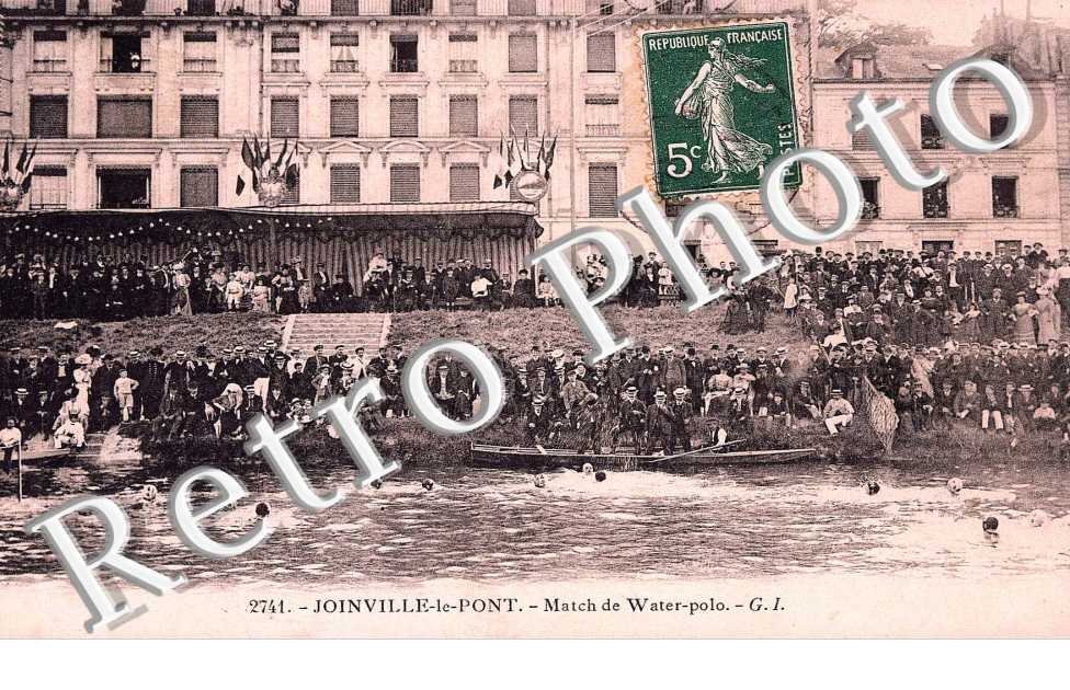 Match de water-polo (sport aquatique)