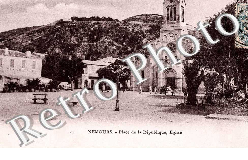 Place de la republique Eglise