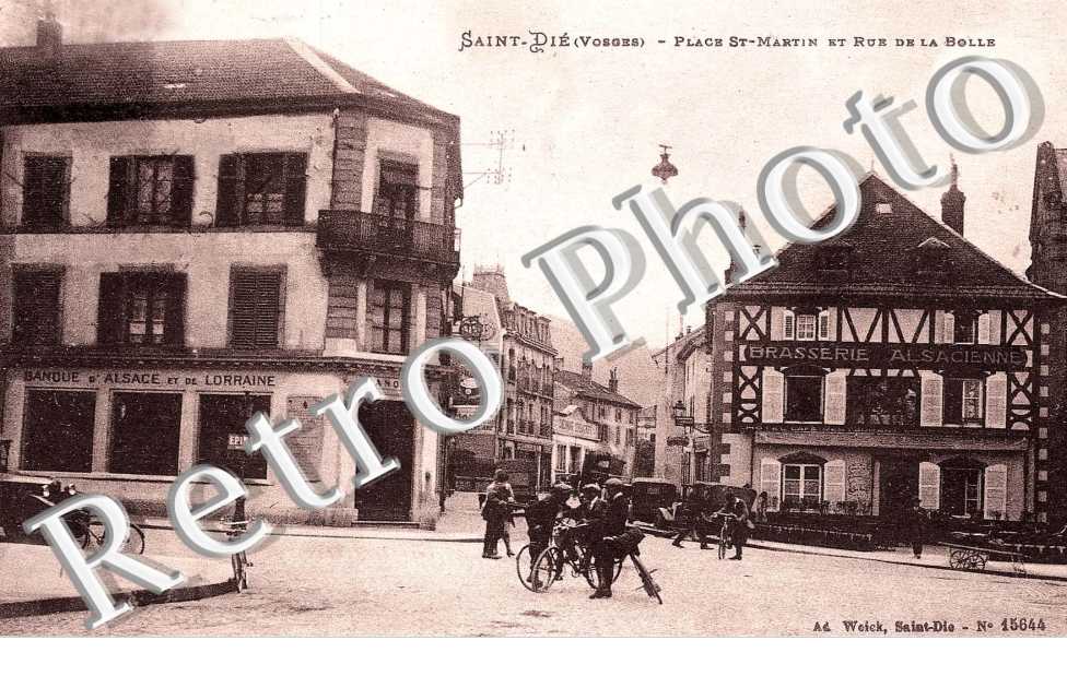 PLACE ST MARTIN ET RUE DE LA BOLLE