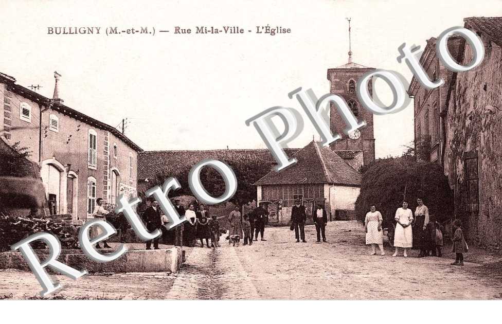 Rue Mi-la-Ville - Eglise