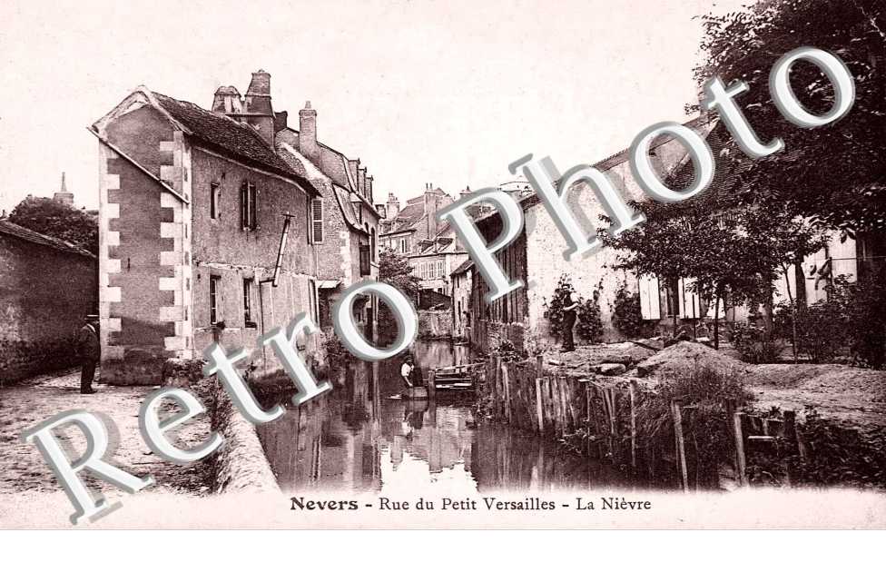 rue du petit Versailles - la nievre