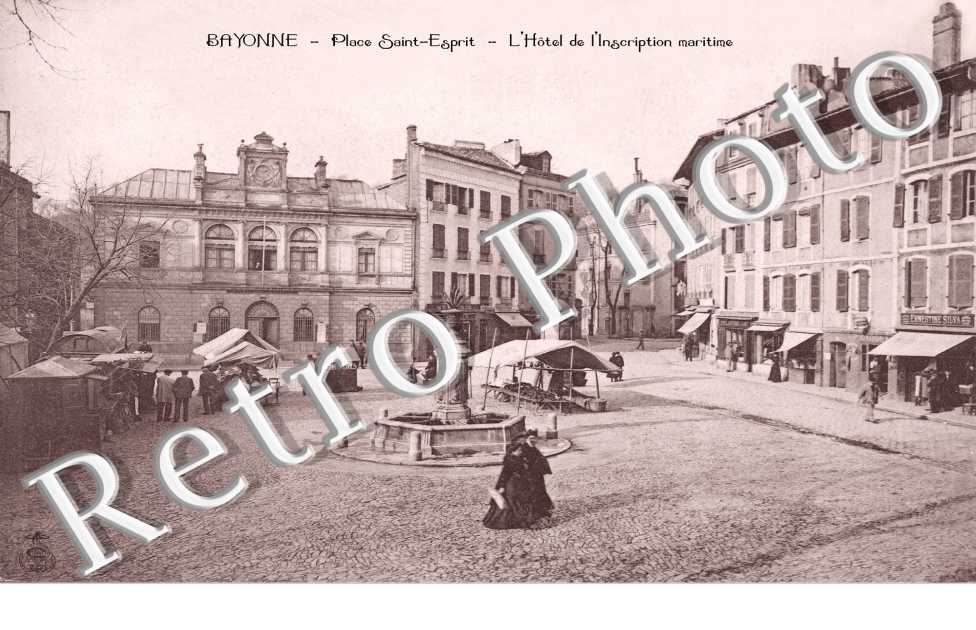 Place Saint Esprit, Hotel de l'Inscription maritime