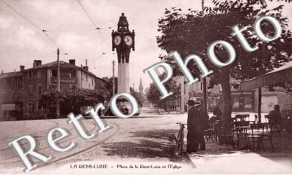 La place et l'eglise