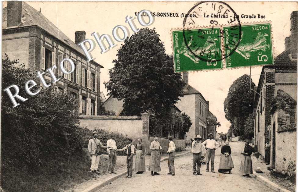 Le château et la grande rue