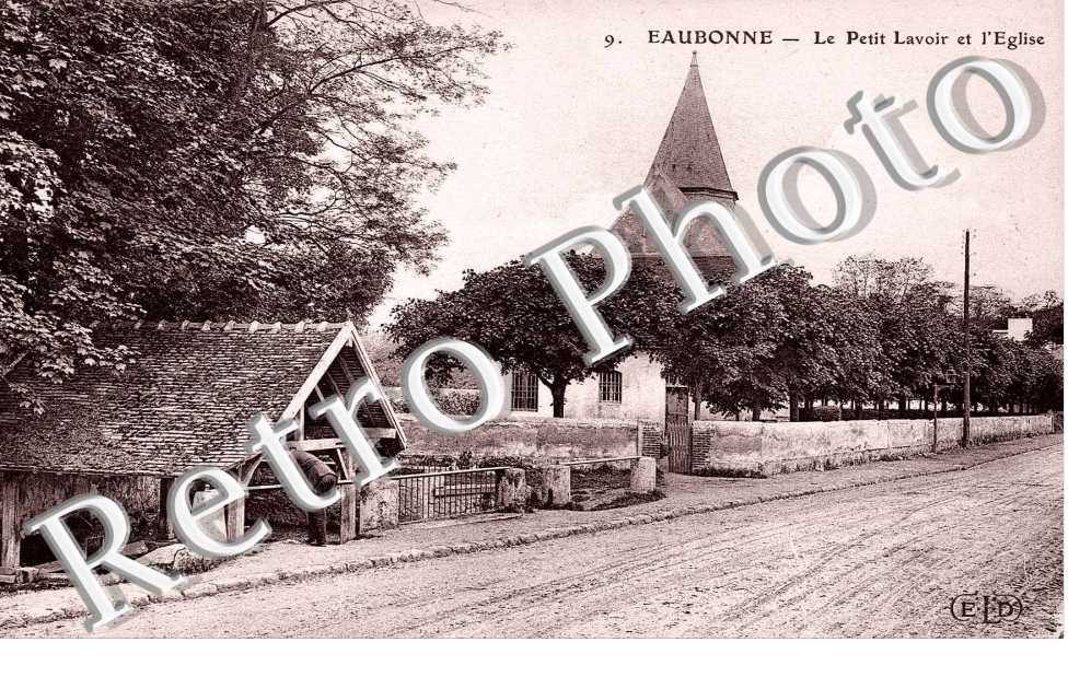 Le petit lavoir et l'eglise