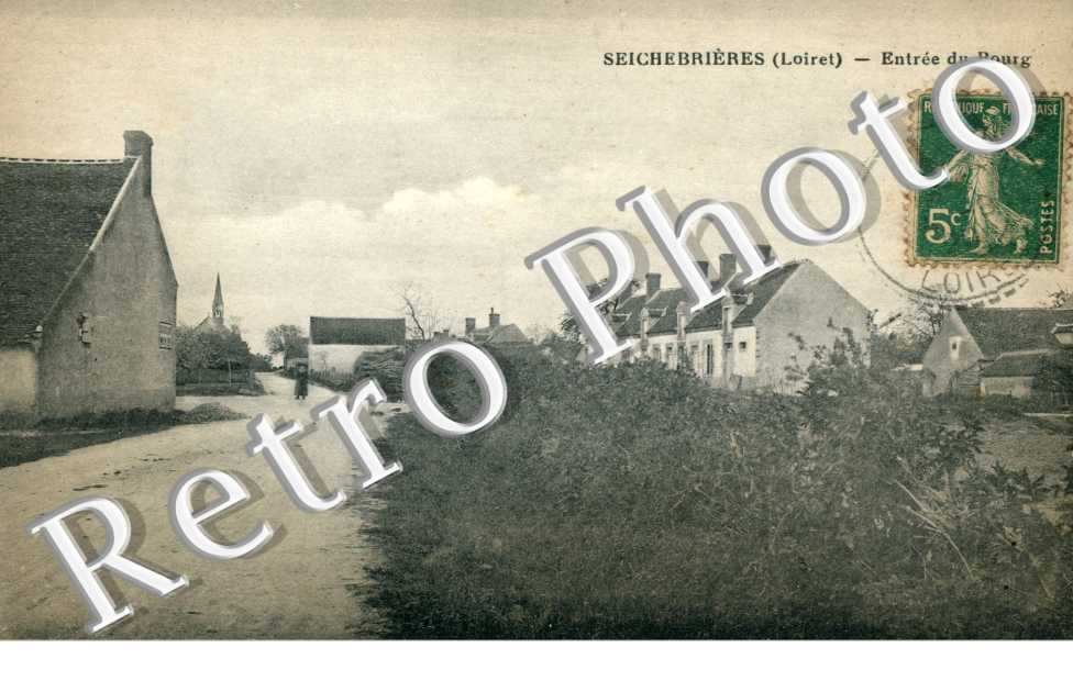 ENTREE DU BOURG