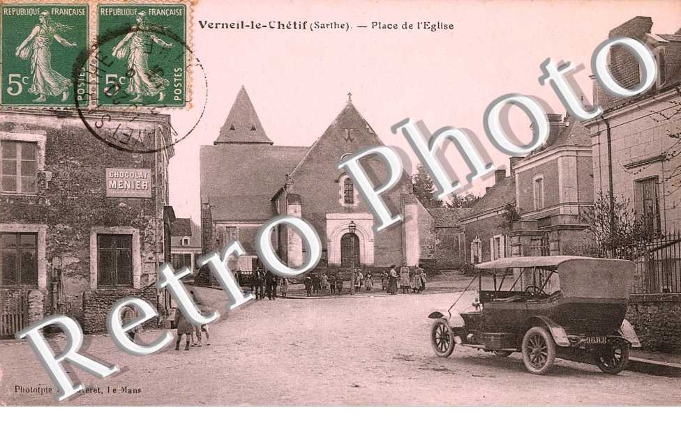 PLACE DE L'EGLISE