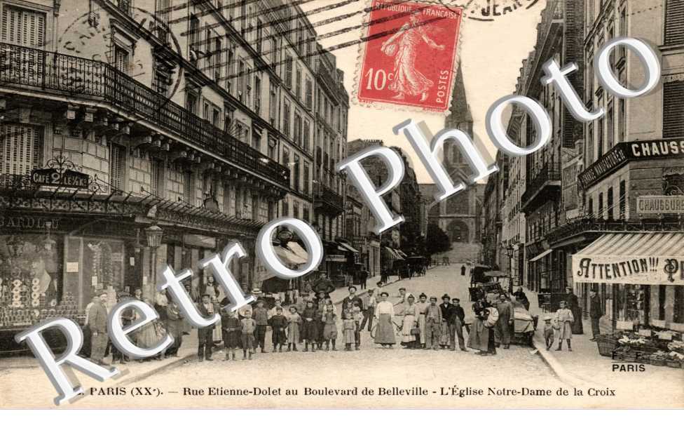 Rue Etienne Dolet au boulevard de Belleville - Eglise ND de la Croix