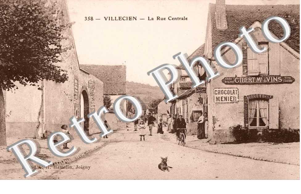 La rue centrale
