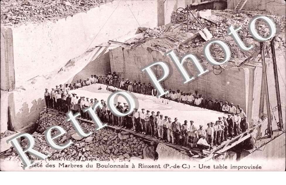 Societe des Marbres du Boulonnais - une table improvisee
