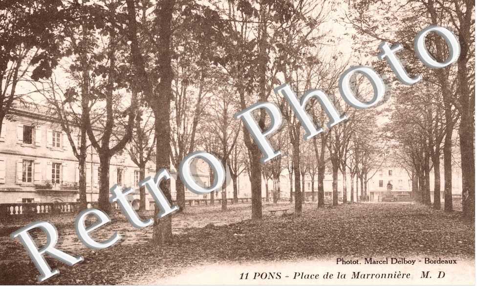 PLACE DE LA MARRONNIERE