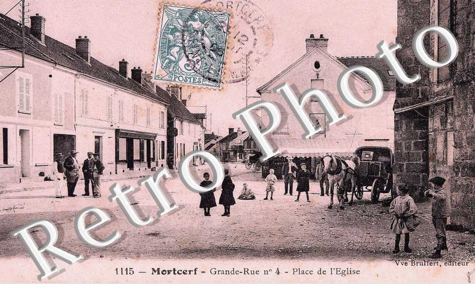Grande rue et place de l'eglise