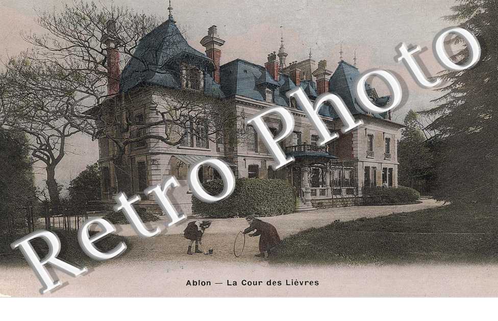La cour des Lievres