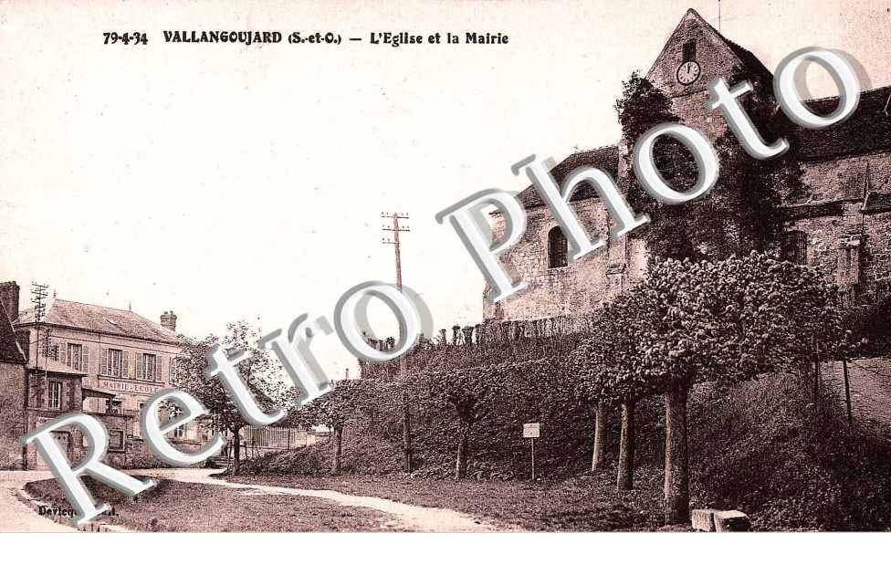 l'eglise et la mairie