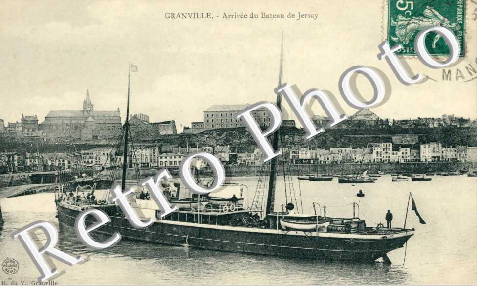 arrivee du bateau de Jersay