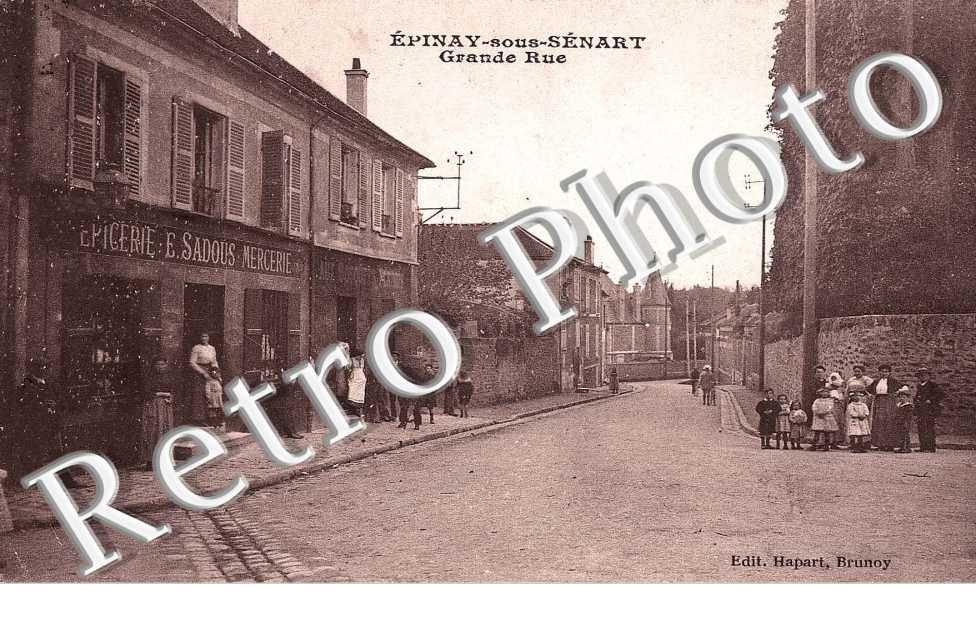 GRANDE RUE (EPICERIE SADOUS A GAUCHE)