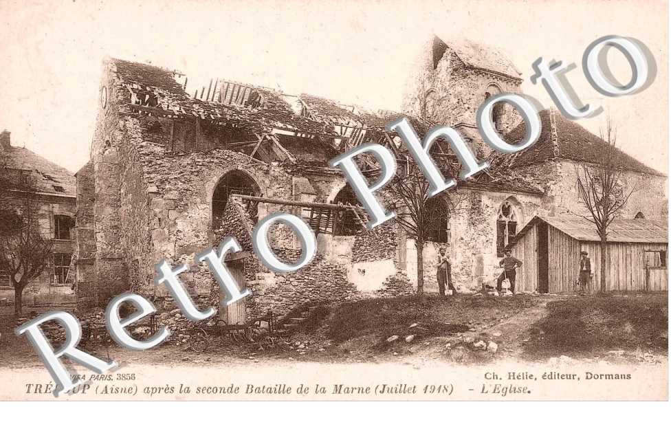 Eglise apres la bataille de la Marne (juillet 1918)