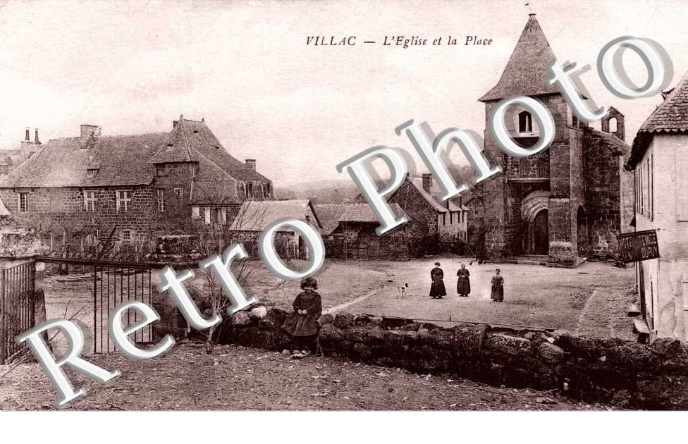 Eglise et la place