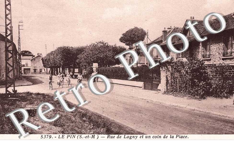 rue de Lagny et un coin de la place