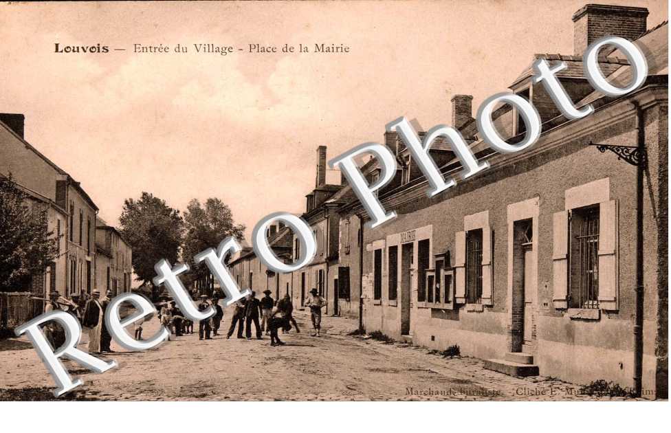 Entree du village - Place de la mairie