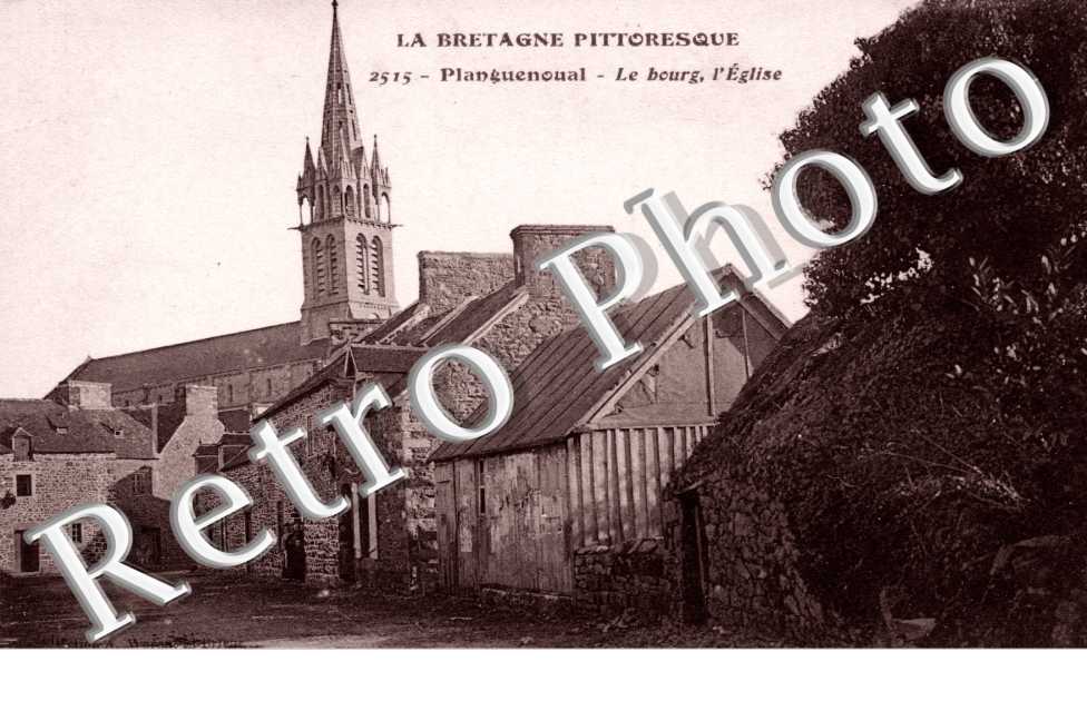 Le bourg, l'eglise