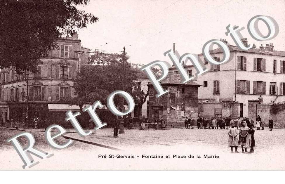Fontaine et place de la mairie