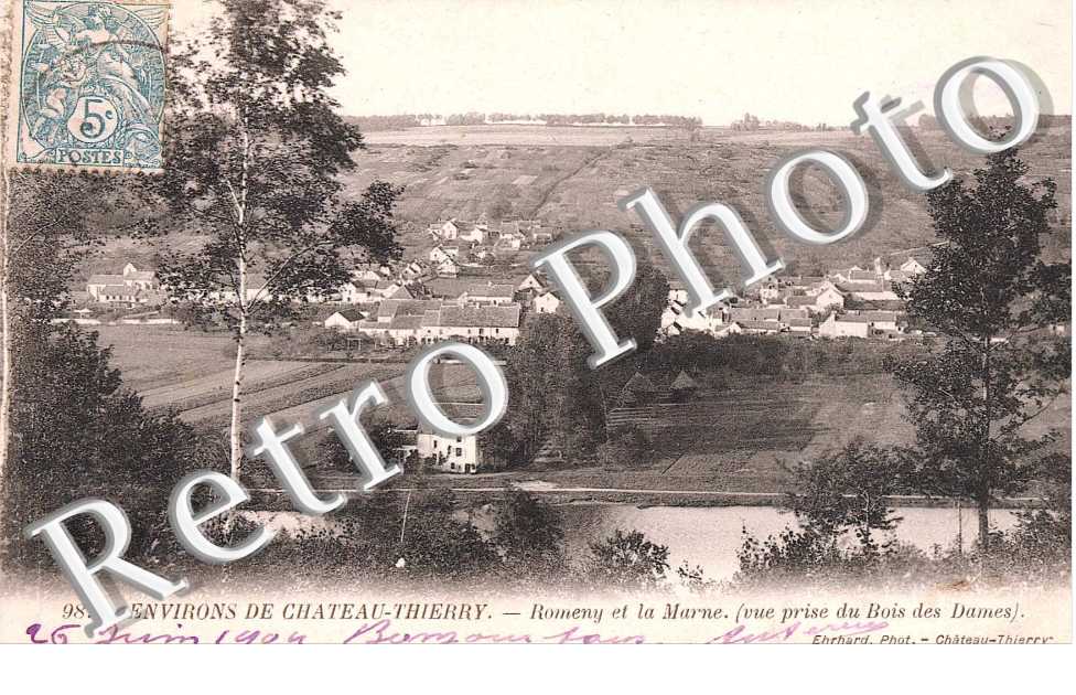 Vue prise du Bois des Dames