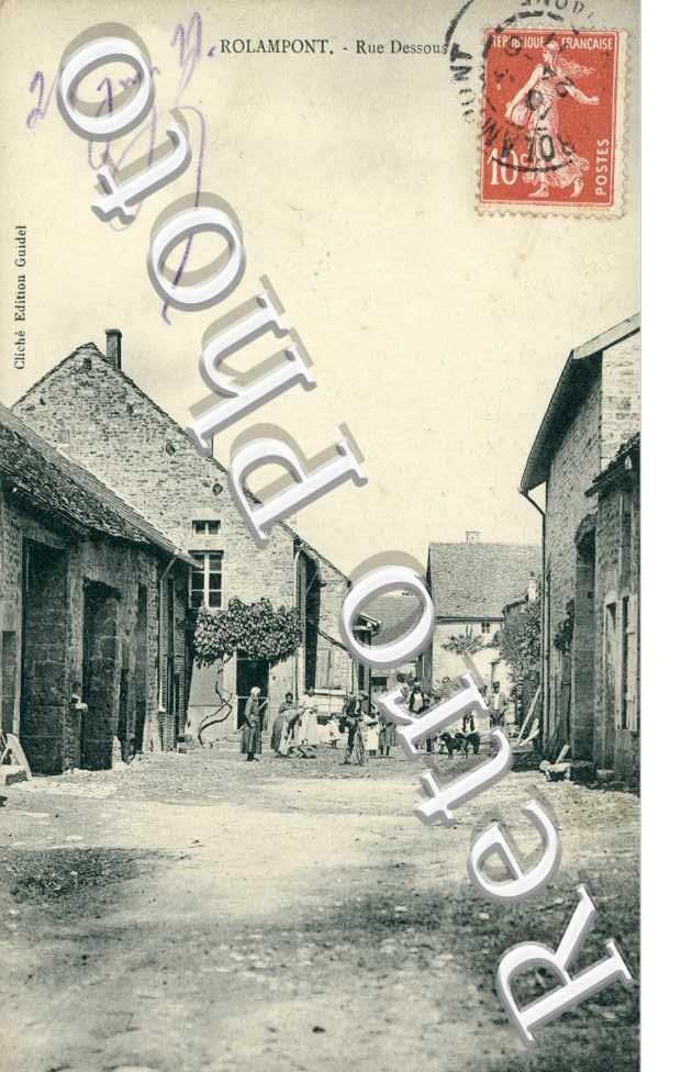 Rue Dessous