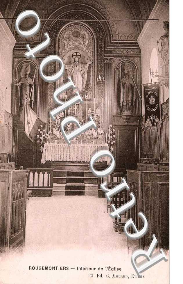 Interieur de l'eglise