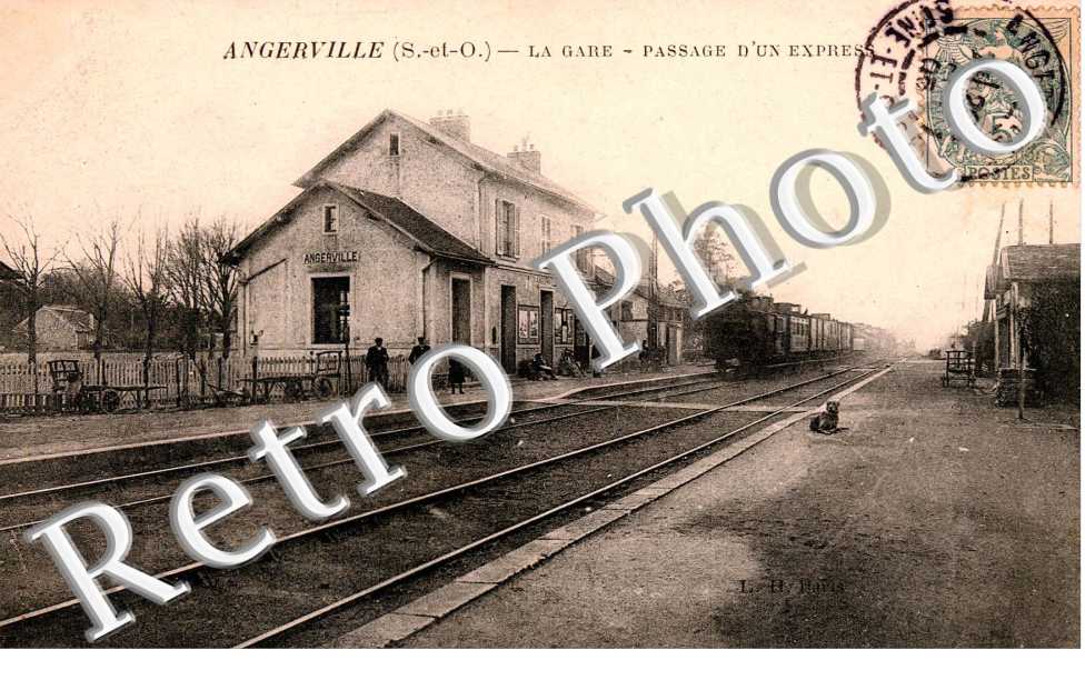 La Gare, passage d'un Express