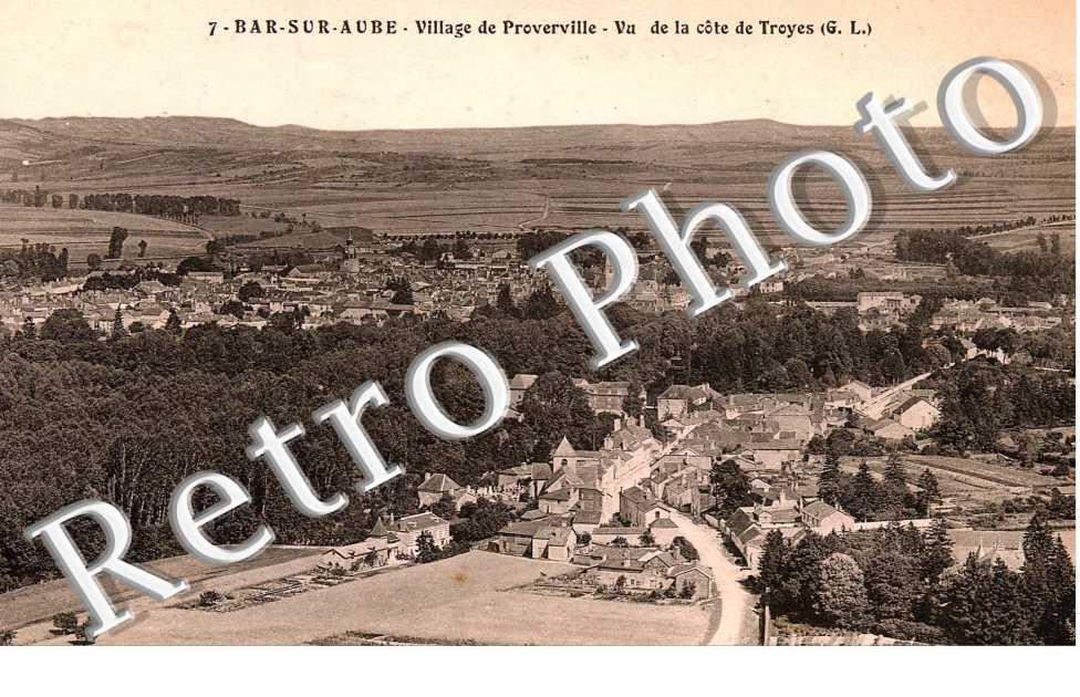 VILLAGE DE PROVERVILLE  VUE DE LA COTE DE TROYES