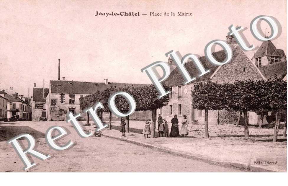 PLACE DE LA MAIRIE