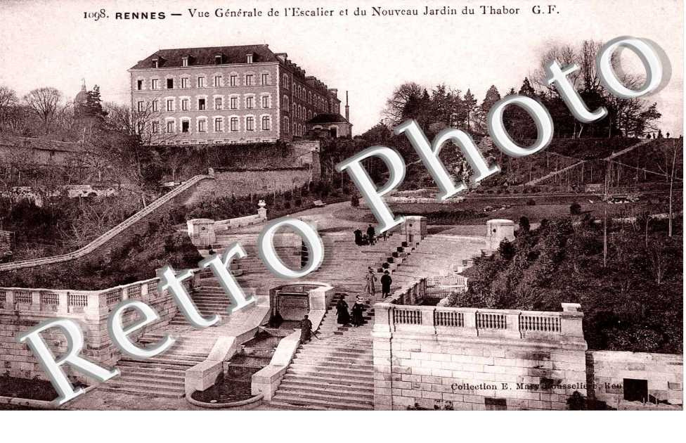 VUE GENERALE DE L'ESCALIER ET DU NOUVEAU JARDIN DU THABOR