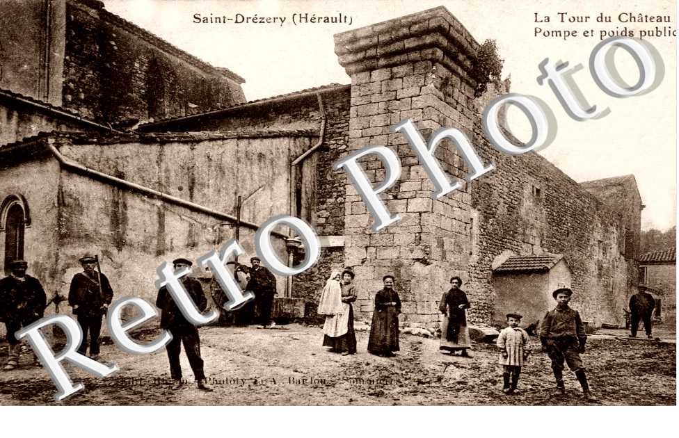 Tour du chateau - Pompe et poids public