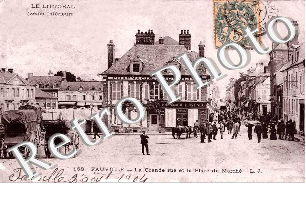 La Grande Rue et la Place du Marche