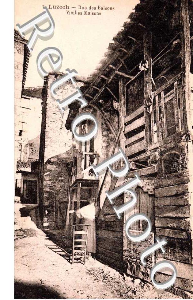 rue des Balcons, vieilles maisons