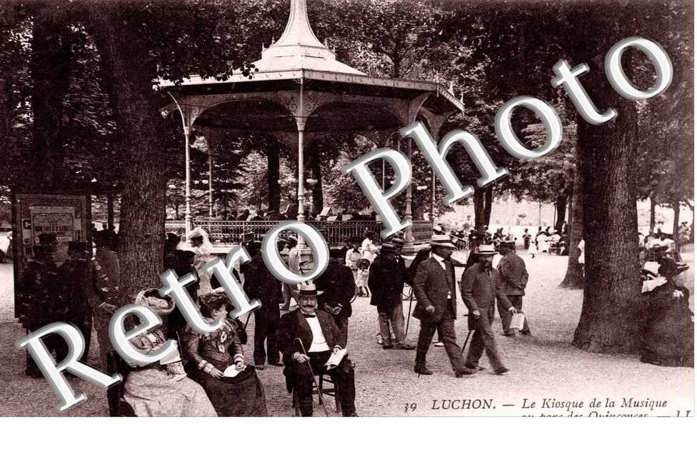 le kiosque de la musique au parc des quinconces