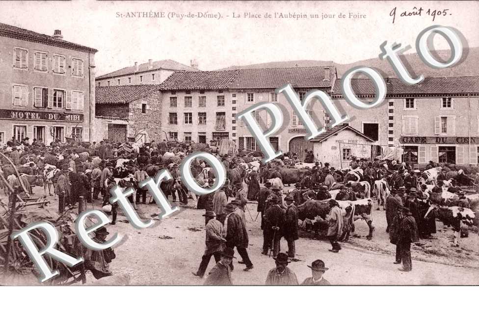 place de l'Aubepin un jour de Foire