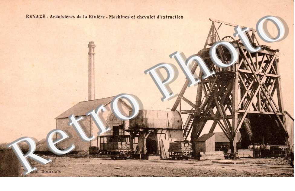 Ardoisieres de la riviere - machine et chevalet d'extraction