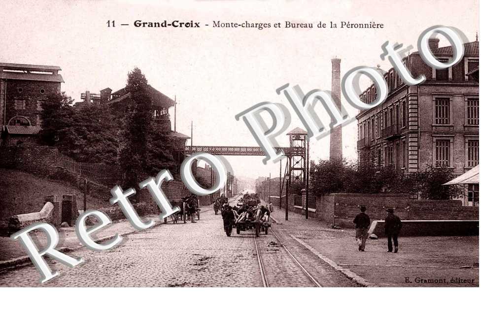 monte charges et bureau de la Peronniere