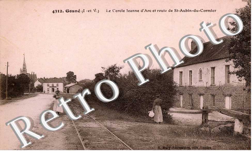 Le Cercle Jeanne d'Arc et Route de St Aubin du Cormier