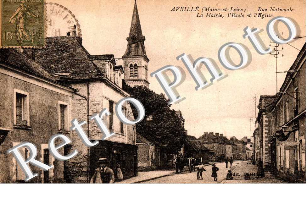 Rue nationale - la mairie - l'ecole et l'eglise
