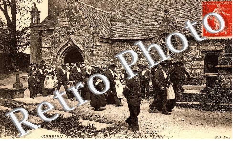 Une Noce Bretonne, Sortie de l'Eglise