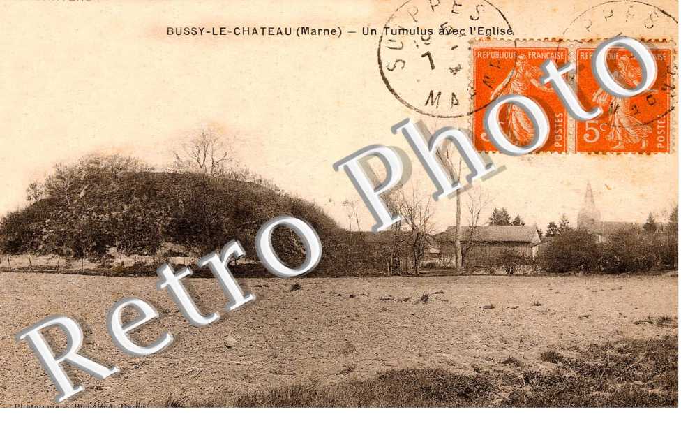 un tumulus avec l'eglise