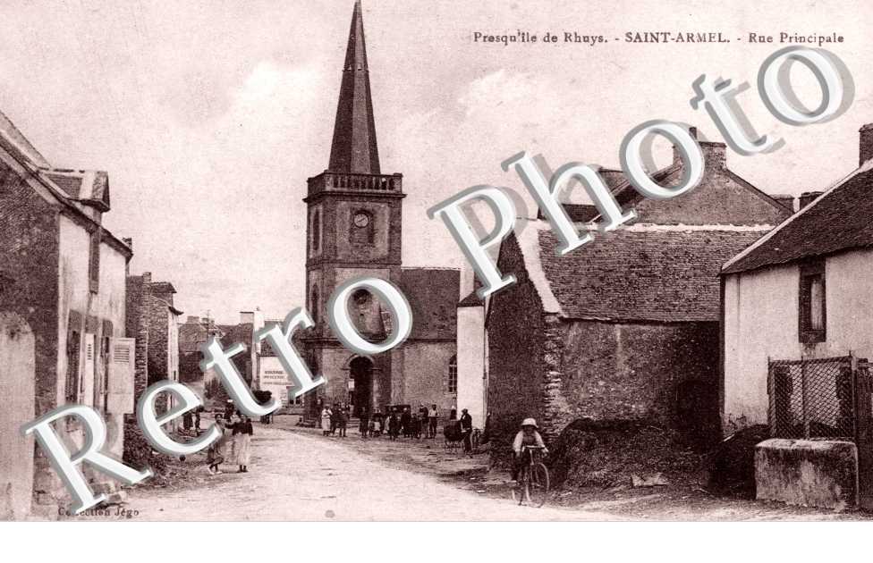 Presqu'île de Rhuys. Rue principale