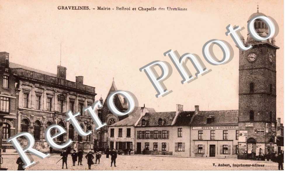 mairie, beffroi et chapelle des Ursulines
