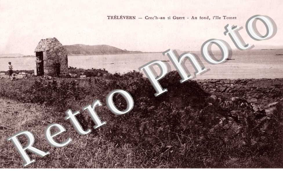 Crec'h-an ti Guert  Au fond, l'Ile Tomet