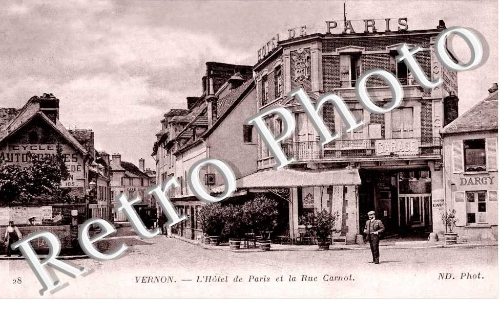 Hotel de Paris et rue Carnot